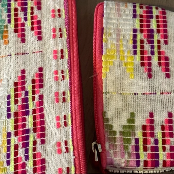 American & Beyond Hand Beaded purse - Picture 3 of 10